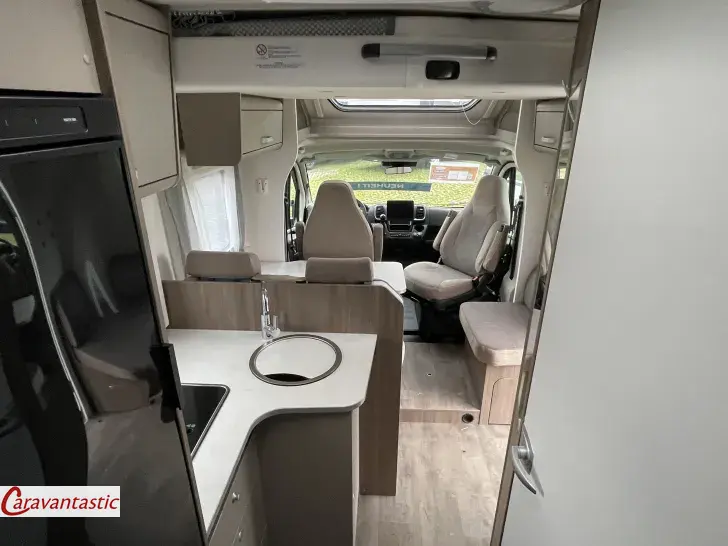 Fahrzeugbild Carado TEILINTEGRIERTE 328 #12