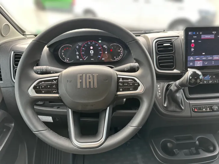 Fahrzeugbild Malibu COMPACT 600 LE #7