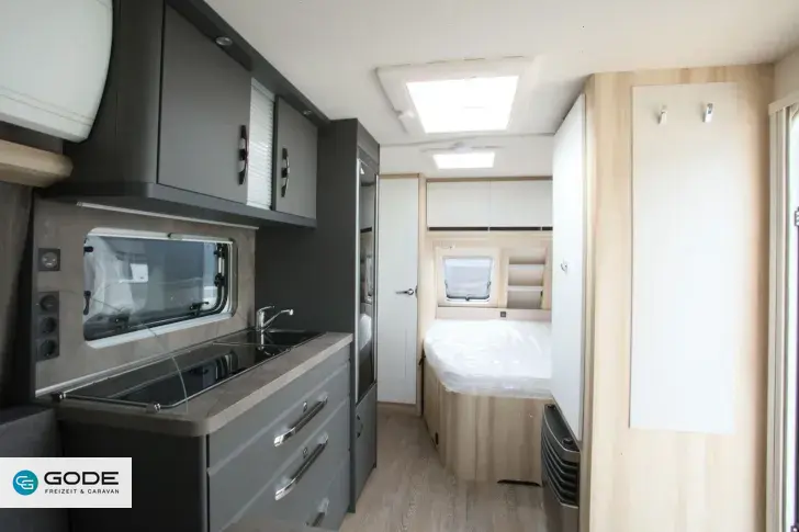 Fahrzeugbild Hobby De Luxe 460 UFe/Modell 2026/179,- Euro #9