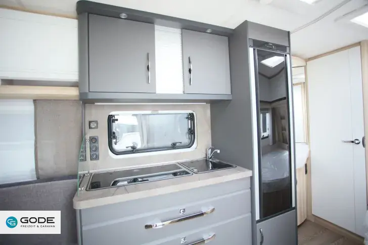 Fahrzeugbild Hobby De Luxe 460 UFe/Modell 2026/179,- Euro #10