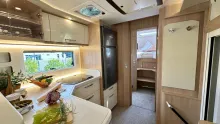 Fahrzeugbild Phoenix 8300 QRSLX  Sonderbau . De. Garage Hecksitzgr(6) #2