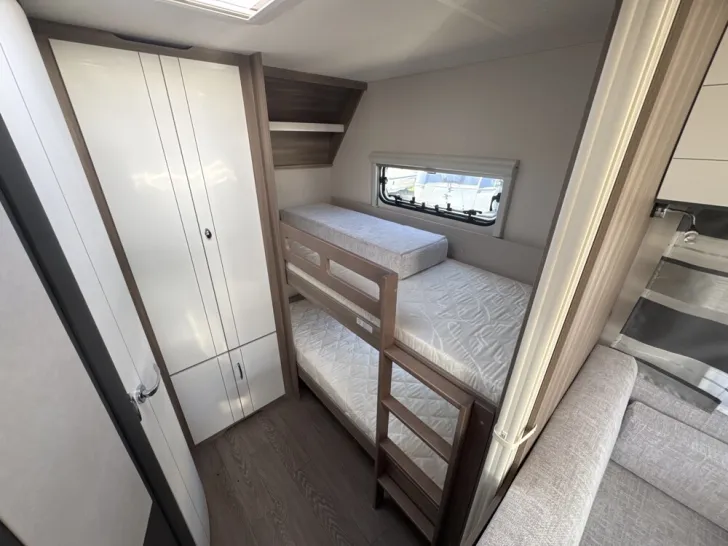 Fahrzeugbild Hobby Excellent Edition 545 KMF #11