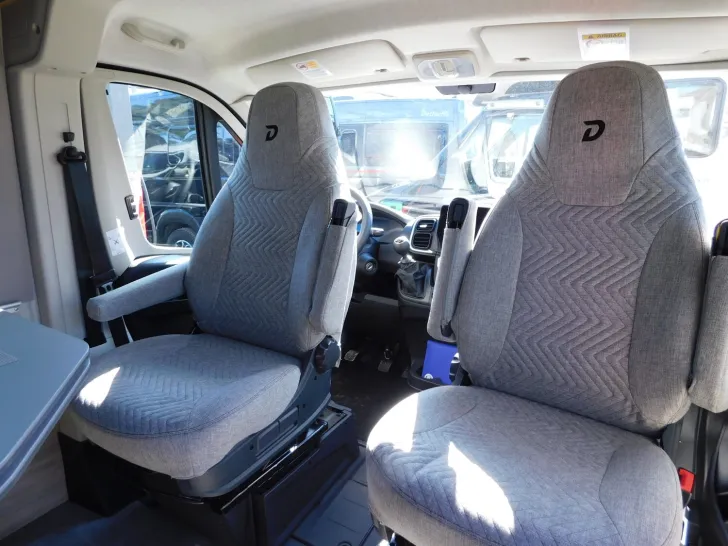 Fahrzeugbild Dethleffs Globetrail 600 DS Fiat Digital-Pkt, Aufstelldach #11