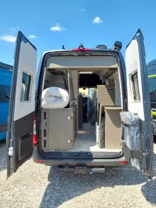 Fahrzeugbild Hymer Grand Canyon S Xperience Winter+Autarkpaket, AHK #4