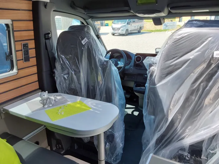 Fahrzeugbild Hymer Grand Canyon S Xperience Winter+Autarkpaket, AHK #8