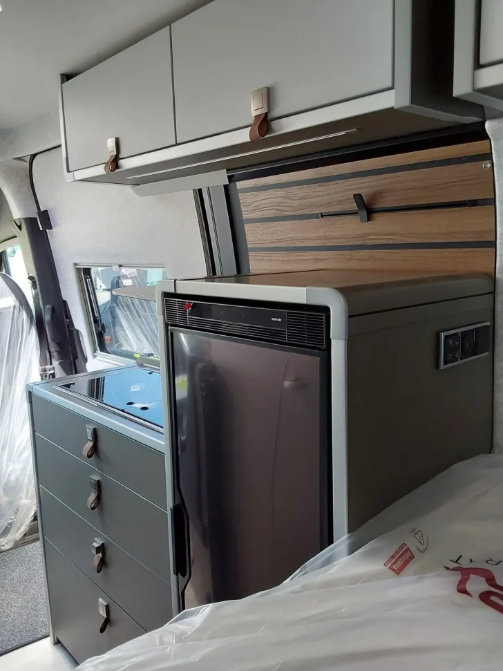 Fahrzeugbild Hymer Grand Canyon S Xperience Winter+Autarkpaket, AHK #10