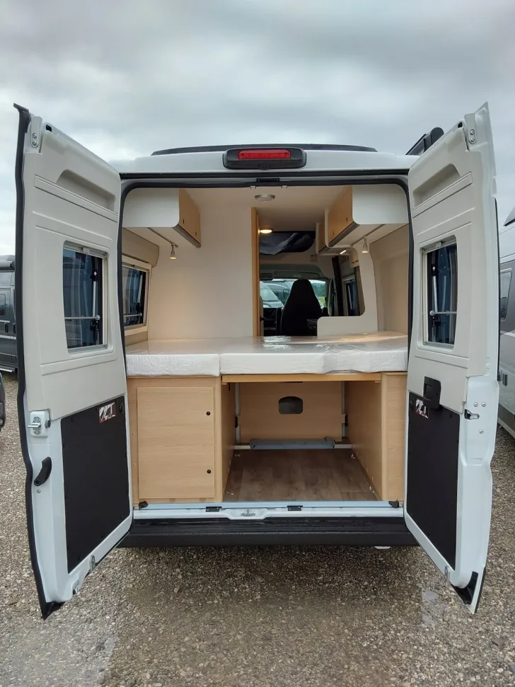 Fahrzeugbild Sunlight Adventure Cliff 600 Aufstelldach, Digitalpaket #5