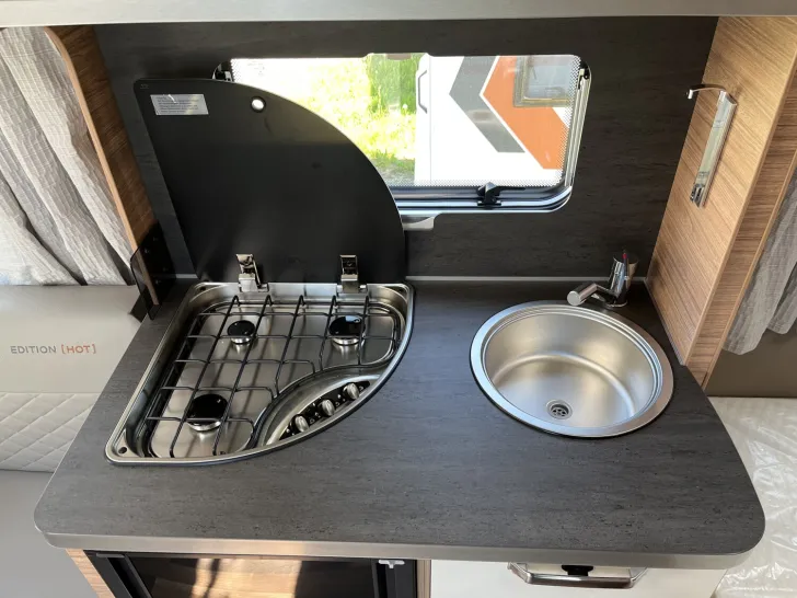 Fahrzeugbild Weinsberg CaraOne EDITION HOT 450 FU ++ABVERKAUF++ #8