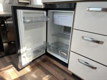 Fahrzeugbild Weinsberg CaraOne EDITION HOT 450 FU ++ABVERKAUF++ #9
