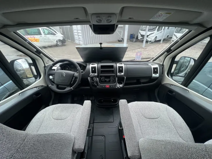 Fahrzeugbild Pössl Trenta 600 R Citroen 165 PS Abverkauf: -26% #17