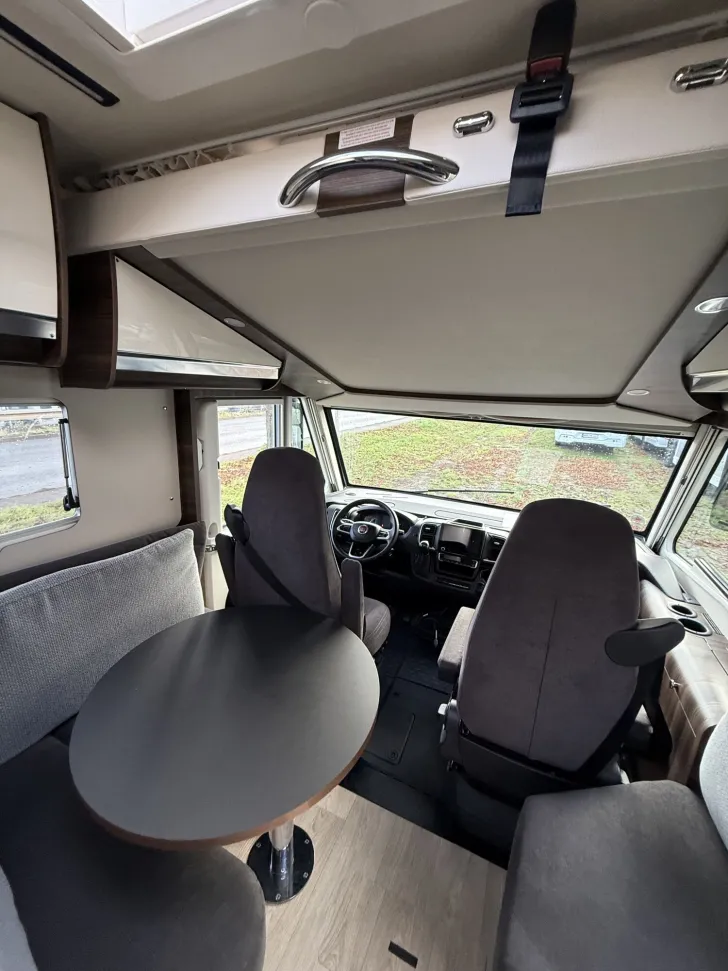 Fahrzeugbild Laika Ecovip H 2109 #8