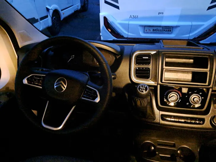 Fahrzeugbild Carado pro A 361 #8