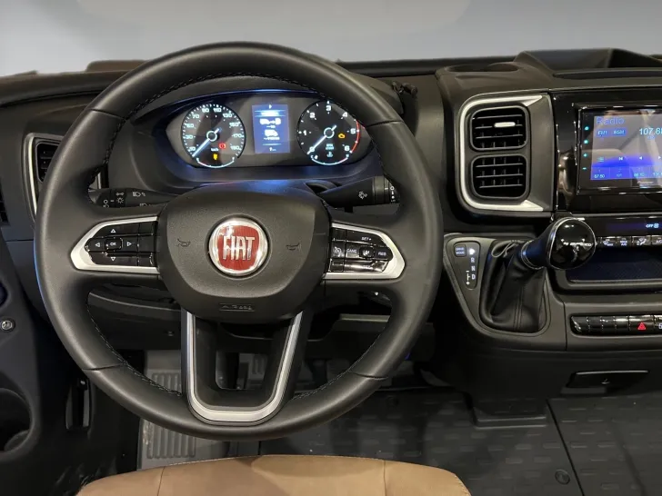 Fahrzeugbild Carthago c-tourer I 143 LE Fiat (466) #9