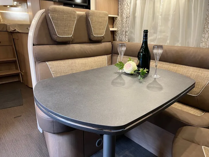 Fahrzeugbild Carthago c-tourer I 143 LE Fiat (466) #13