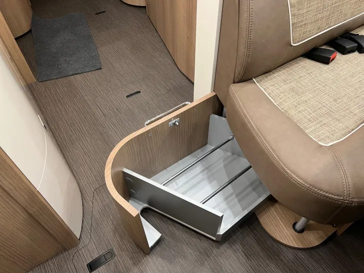 Fahrzeugbild Carthago c-tourer I 143 LE Fiat (466) #25