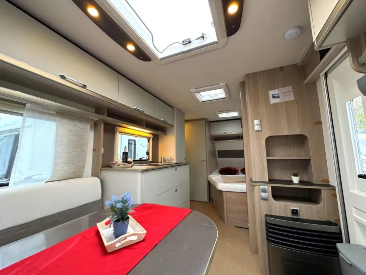 Fahrzeugbild Bürstner Premio 455 TS Dusch-Paket|1700kg #12