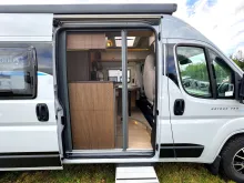 Fahrzeugbild Hobby OnTour Van Solaris 600 FT #7
