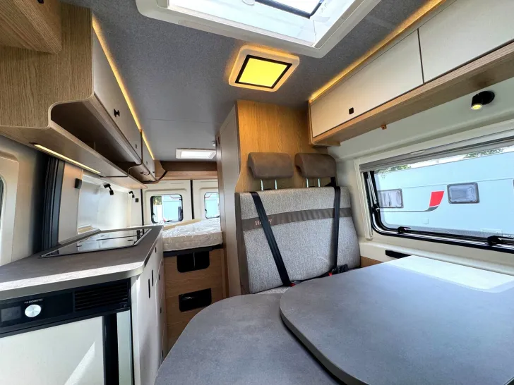 Fahrzeugbild Hobby OnTour Van Solaris 600 FT #11