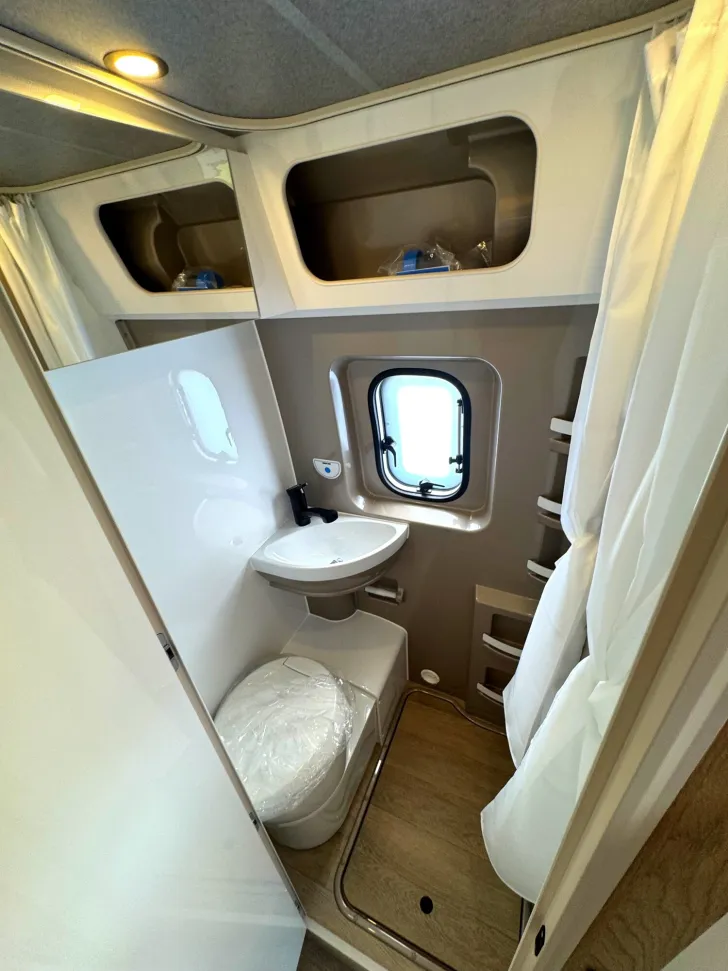 Fahrzeugbild Hobby OnTour Van Solaris 600 FT #15