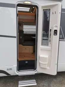 Fahrzeugbild Hymer B-Klasse MC I WhiteLine 600 Autarkie-Paket, GFK #7