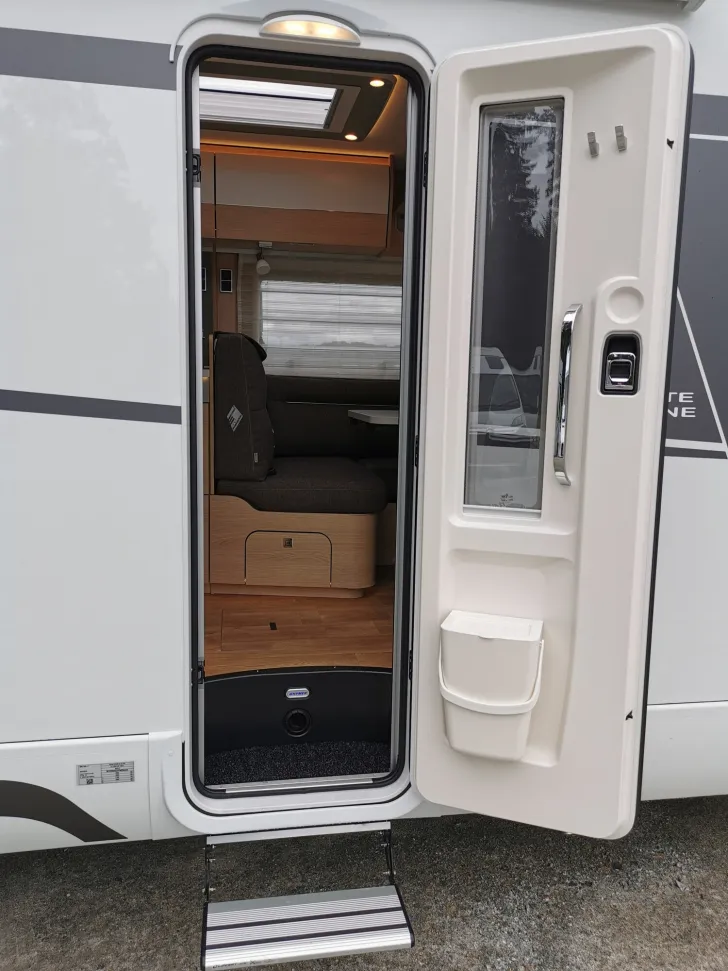 Fahrzeugbild Hymer B-Klasse MC I WhiteLine 600 Autarkie-Paket, GFK #7