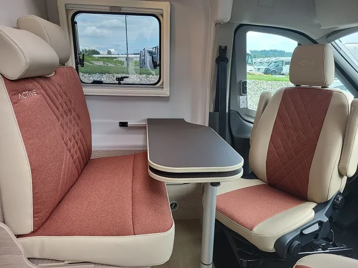 Fahrzeugbild Bürstner Lineo C 550 Summer Sale #20