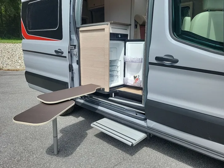 Fahrzeugbild Bürstner Lineo C 550 Summer Sale #21