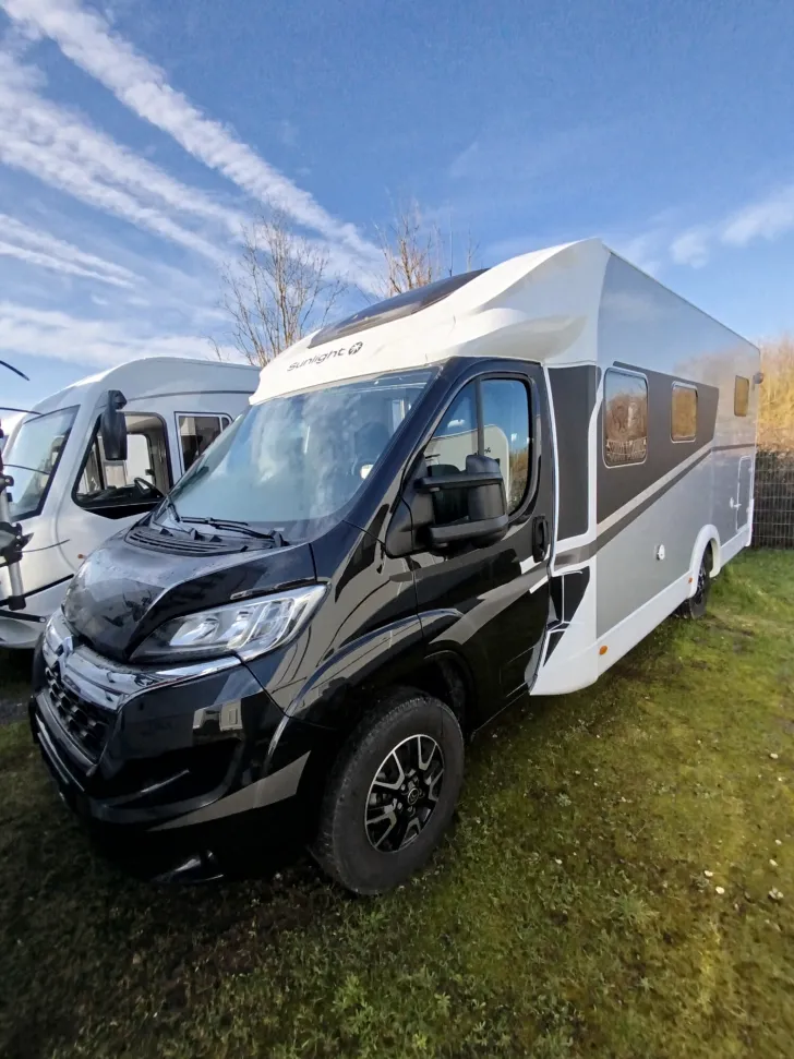 Fahrzeugbild Sunlight Adventure T 68 *Hubbett*SAT-TV*Navi*Markise* #4