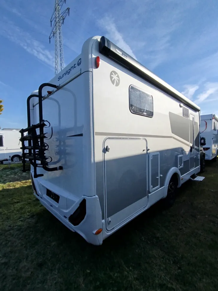 Fahrzeugbild Sunlight Adventure T 68 *Hubbett*SAT-TV*Navi*Markise* #5