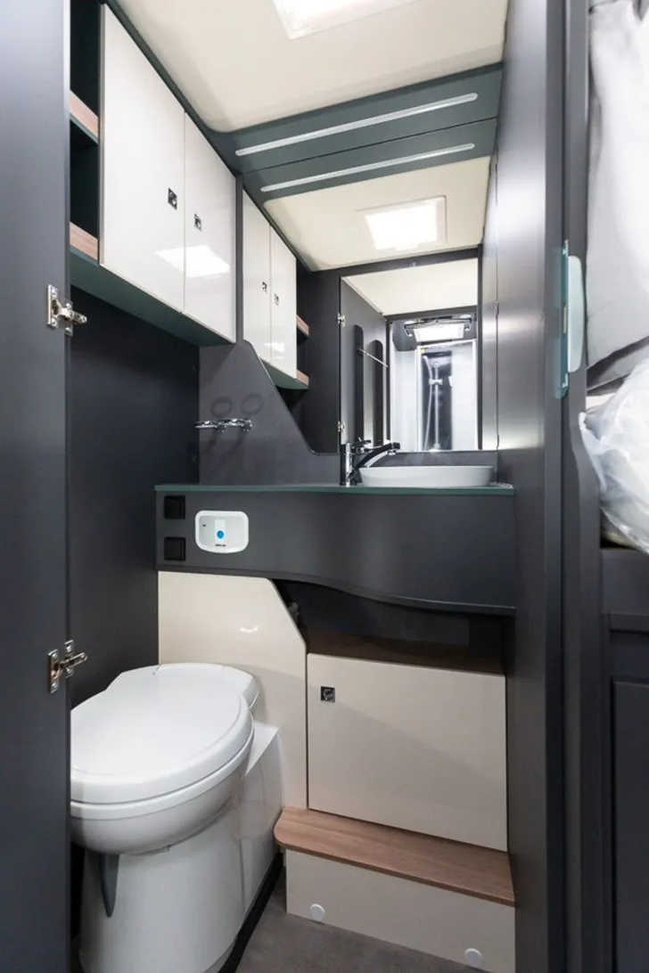 Fahrzeugbild Laika Kosmo L 409 ** 22.000   Rabatt ** #15