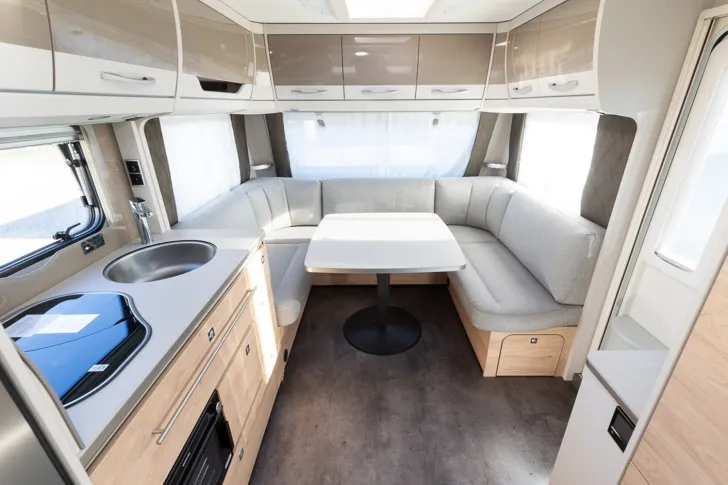 Fahrzeugbild Dethleffs Nomad 560 RET // Über 27% Rabatt #18