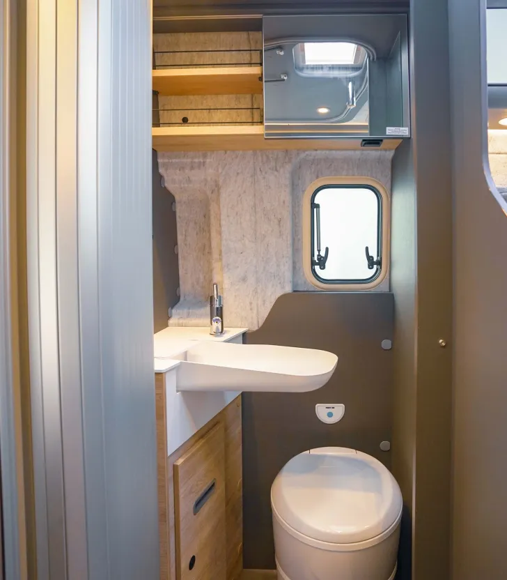 Fahrzeugbild Dethleffs Globetrail Performance 600 DR VW SALE 8.850 EURO #15