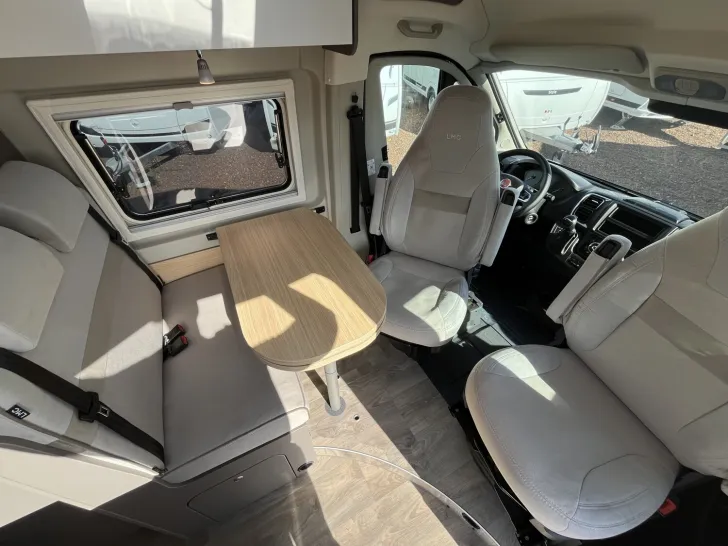 Fahrzeugbild LMC Innovan 600 Automatik incl. Schlafdach #7