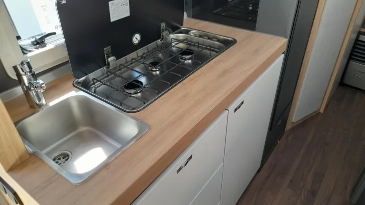 Fahrzeugbild Knaus Sport 500 KD viele Extras ! #6