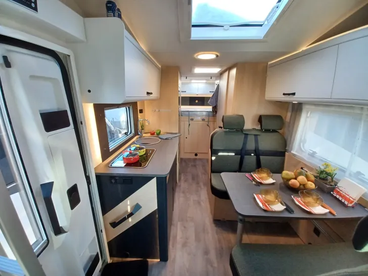 Fahrzeugbild Sunlight A 70 Radio+Rückfahrkamera kurzfristig verfügbar! #13