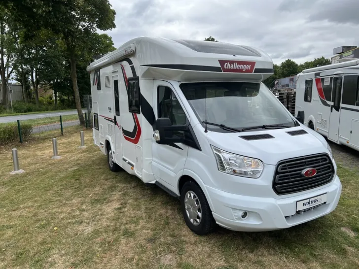 Fahrzeugbild Challenger Mageo 290 #2