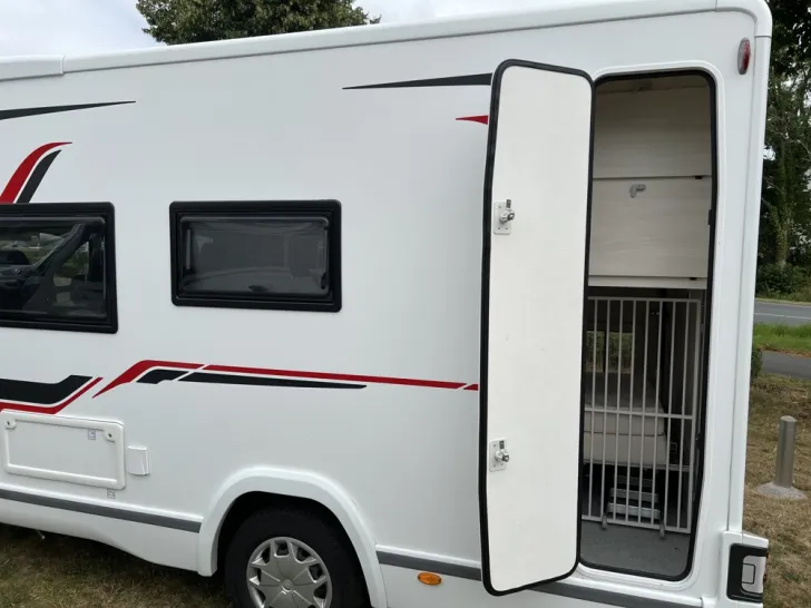 Fahrzeugbild Challenger Mageo 290 #21