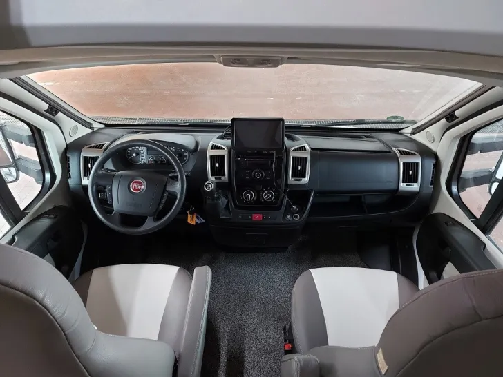 Fahrzeugbild Chausson Titanium 728 EB #3