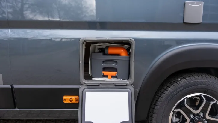 Fahrzeugbild Malibu Charming diversity coupé 640 LE K #8