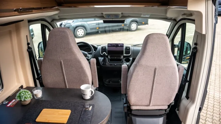 Fahrzeugbild Malibu Charming diversity coupé 640 LE K #12