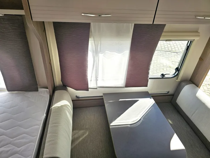 Fahrzeugbild Bürstner Premio Life 425 TS #7