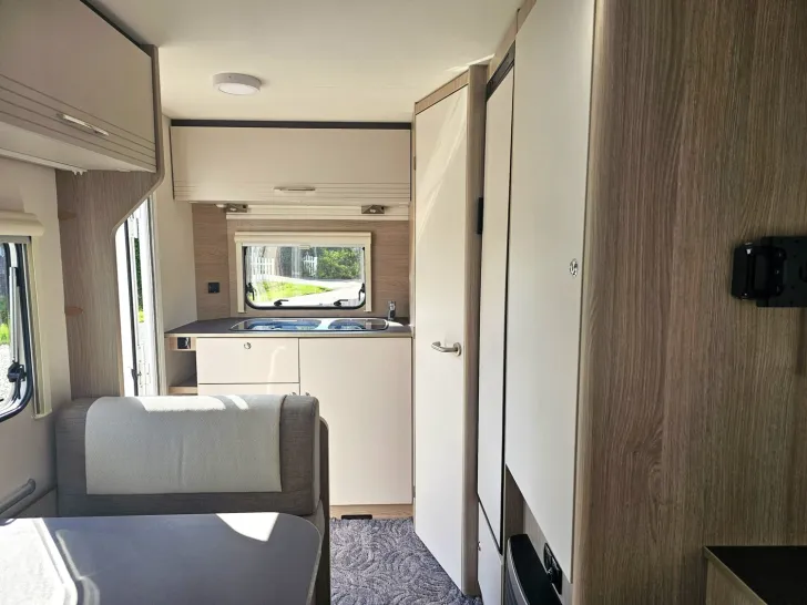 Fahrzeugbild Bürstner Premio Life 425 TS #9