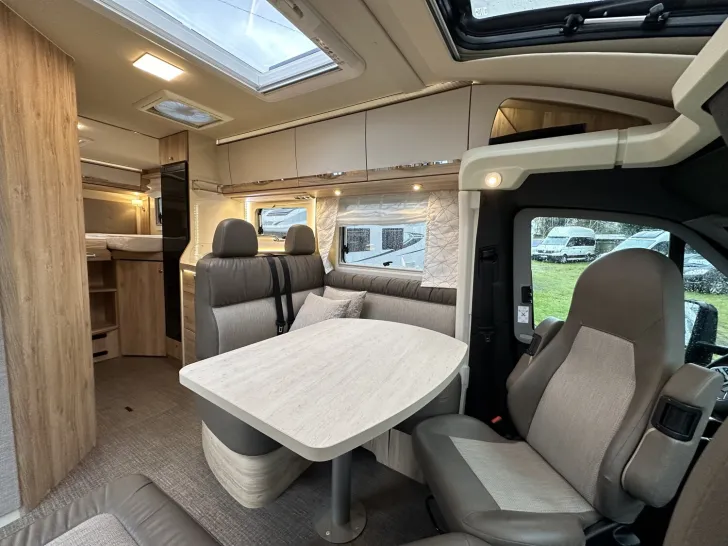 Fahrzeugbild Eura Mobil Profila T 696 EB auf Mercedes Mondial-Plus-Paket #6