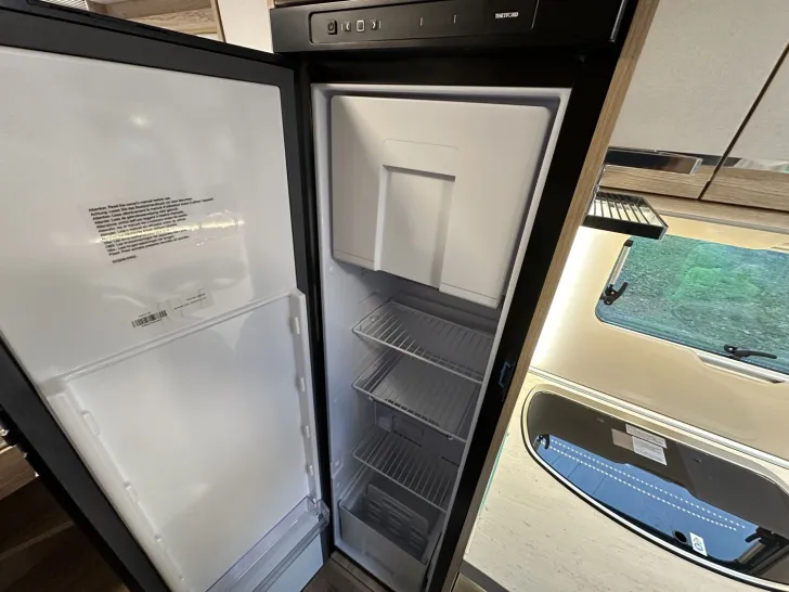 Fahrzeugbild Eura Mobil Profila T 696 EB auf Mercedes Mondial-Plus-Paket #10