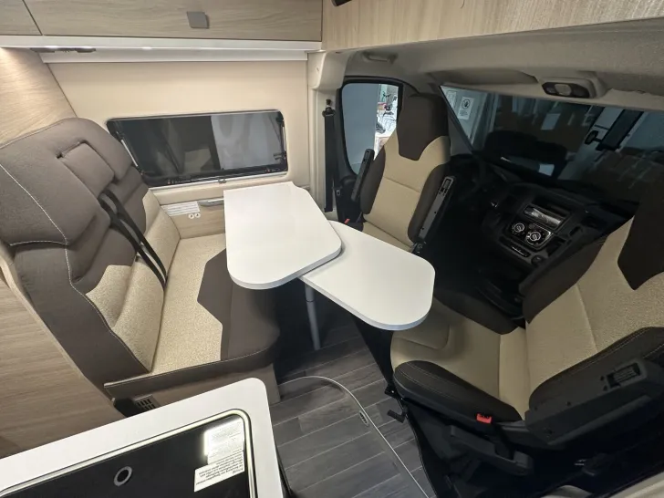 Fahrzeugbild Forster Livin Up FV636EBL Travel Line, Lanzarote #6