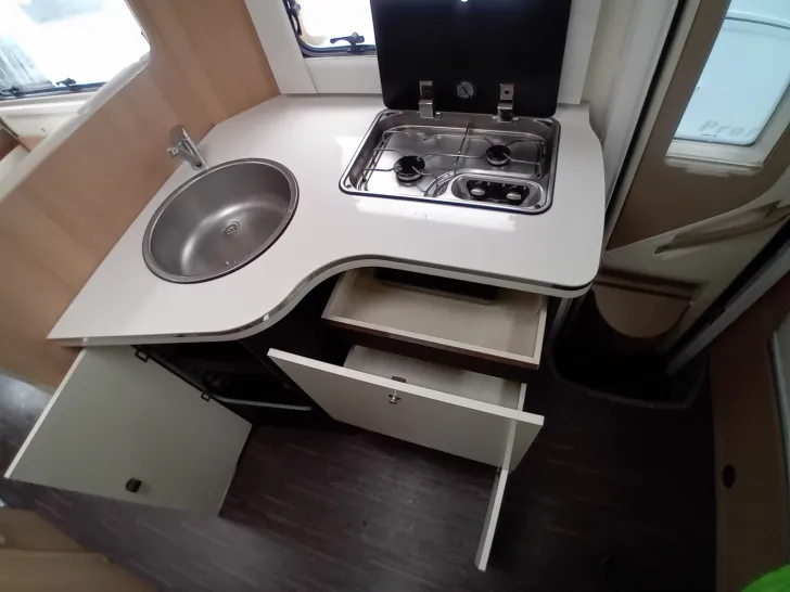 Fahrzeugbild Forster A 699 VB Automatik, Winter Paket, bis 6 Pers. #14