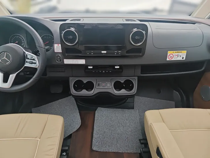 Fahrzeugbild Carthago chic e-line xl I I 61 LE SIE SPAREN 52.170,- #7