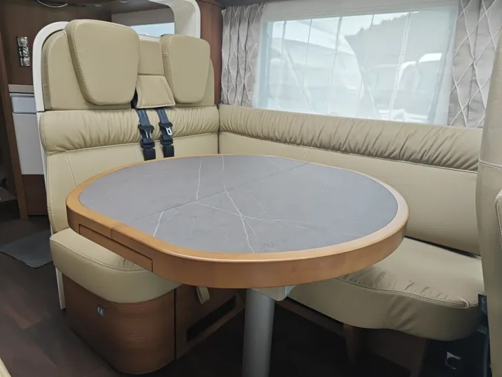 Fahrzeugbild Carthago chic e-line xl I I 61 LE SIE SPAREN 52.170,- #10