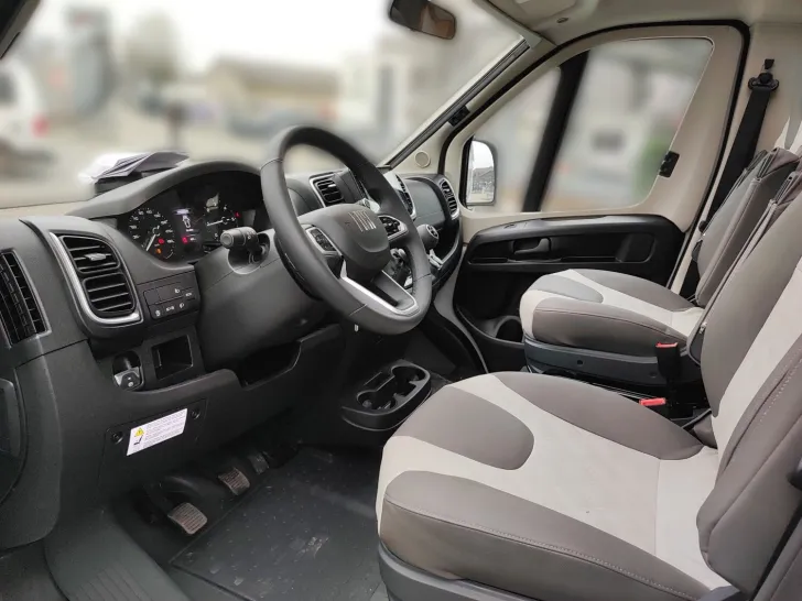 Fahrzeugbild Knaus L!VE TI PLATINUM SELECTION 650 MEG Live #7