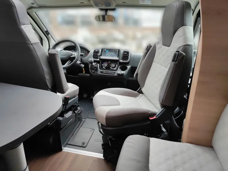 Fahrzeugbild Knaus L!VE TI PLATINUM SELECTION 650 MEG Live #11